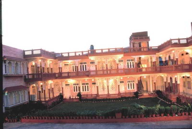 Jaipur Darbar Hotel Esterno foto